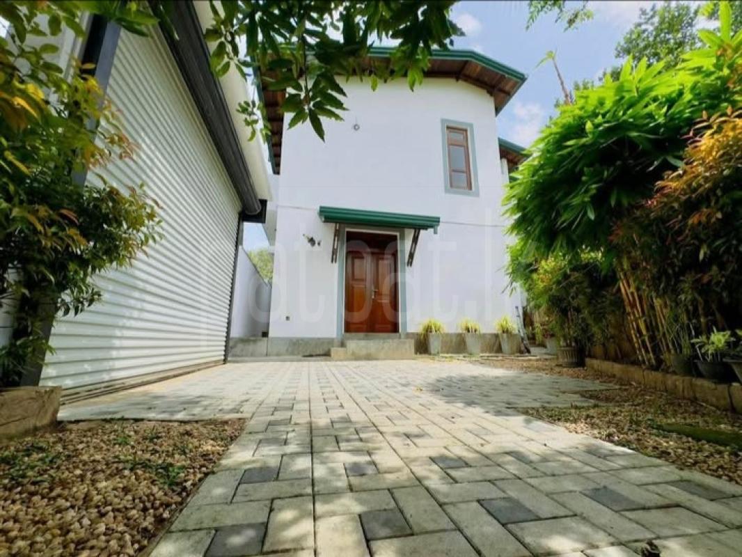 House for Sale in Piliyandala ads-image-1