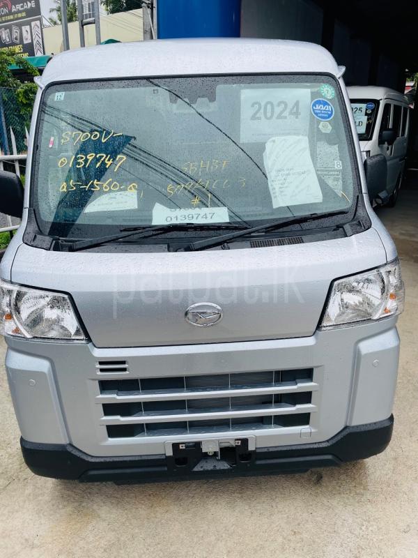 Advertisement image 1