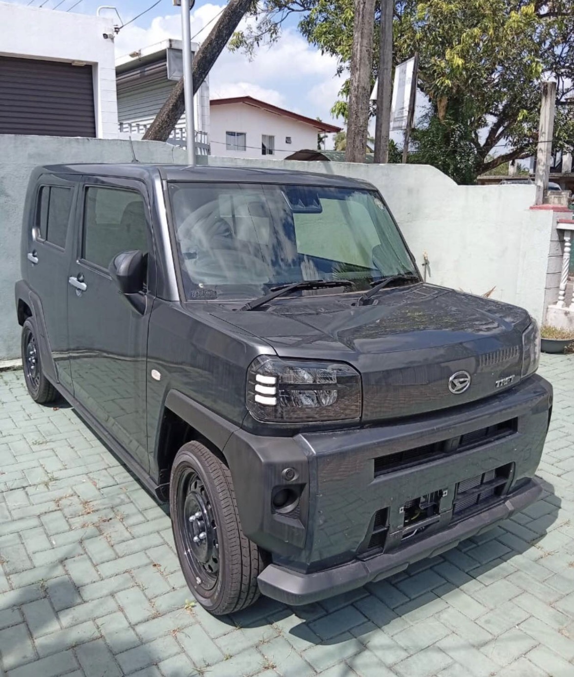 Daihatsu Taft 2023 - අලුත් කාර් sale in Sri Lanka - patpat.lk