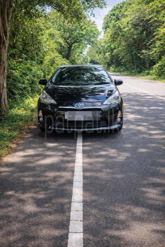 Toyota Aqua 2013 - භාවිතා කරන ලද කාර් sale in Sri Lanka - patpat.lk