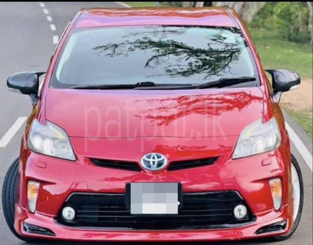 Toyota Prius 2013 - பயன்படுத்தப்பட்டது கார் sale in Sri Lanka - patpat.lk