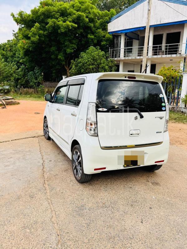 Advertisement image 3