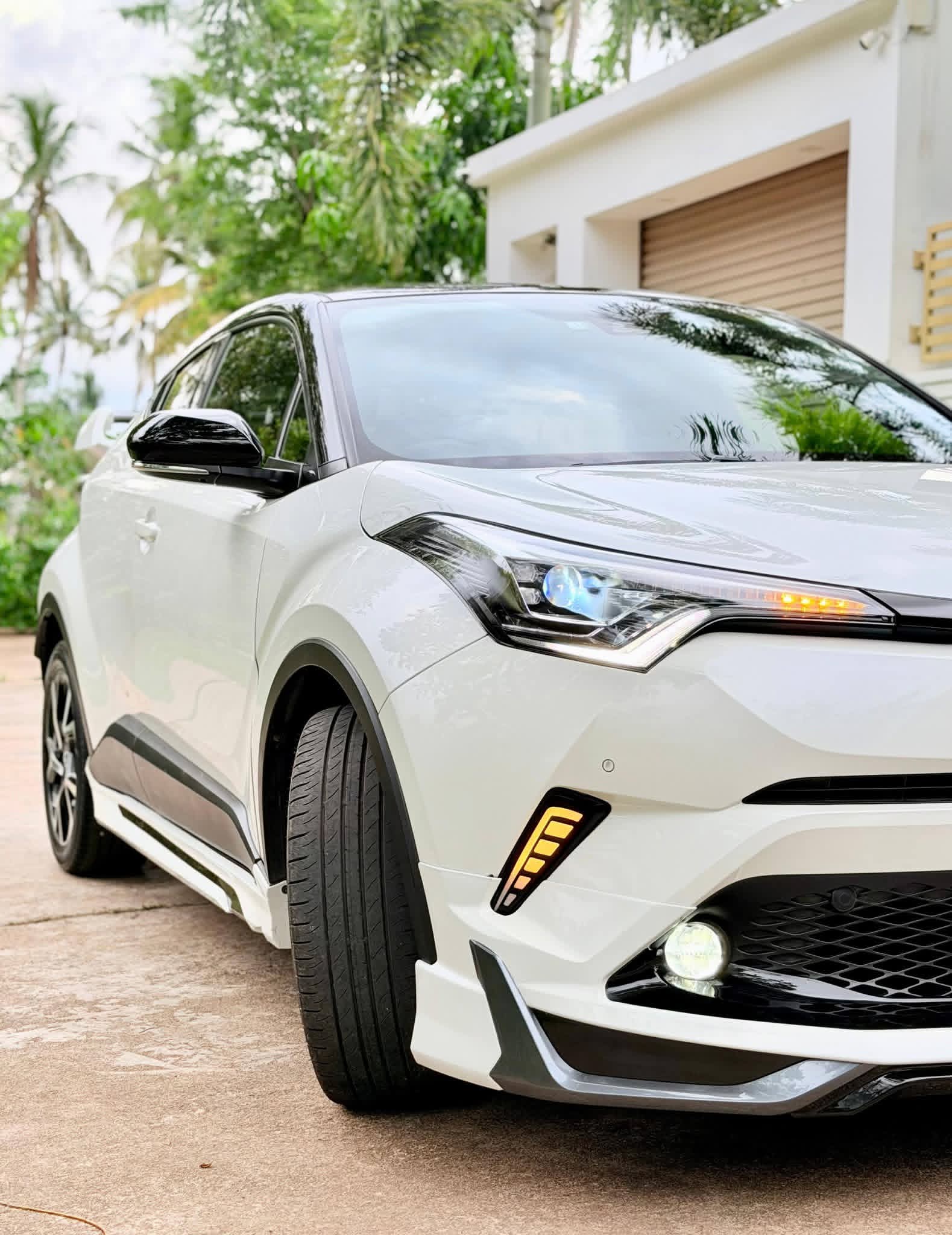Toyota CHR 2017 - Used SUV sale in Sri Lanka - patpat.lk