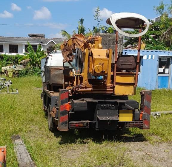 Isuzu ELF 1993 - பயன்படுத்தப்பட்டது டிரக் sale in Sri Lanka - patpat.lk