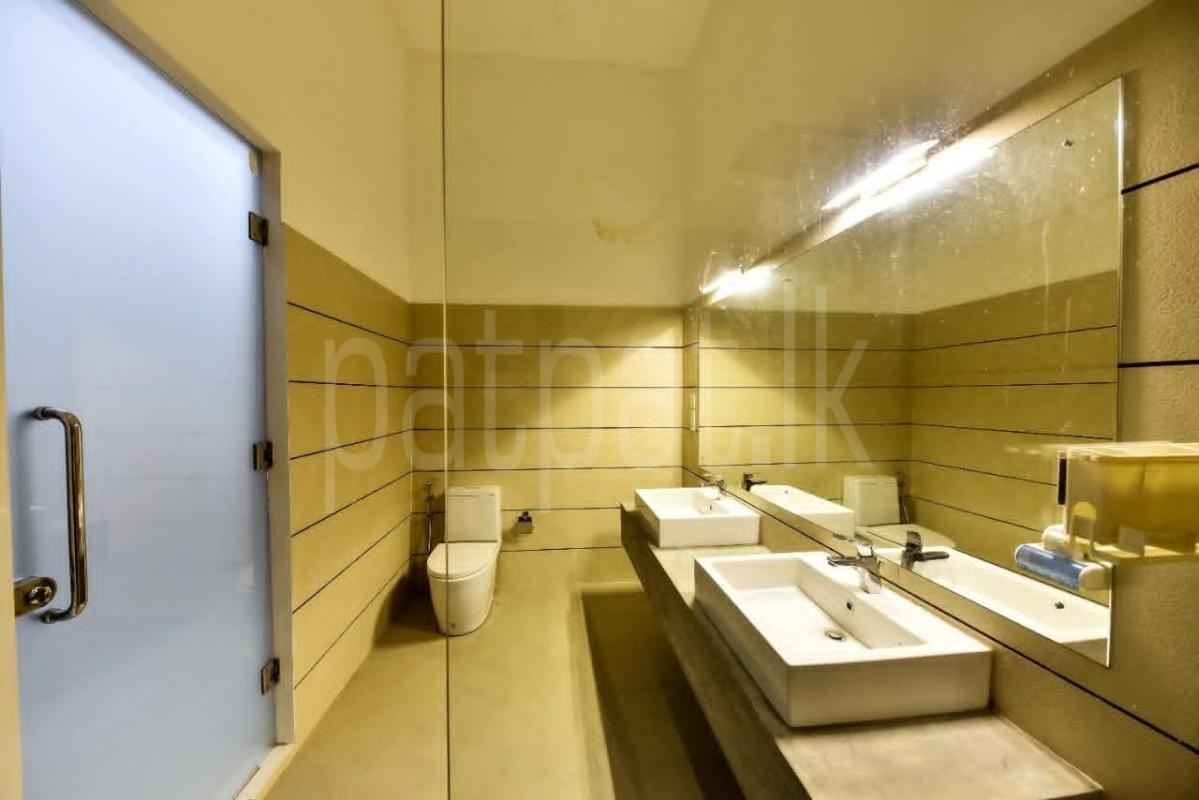 House for Sale in Talawatugoda