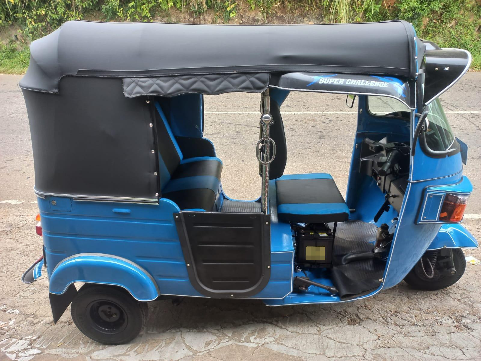 Bajaj Three Wheel 2012 - භාවිතා කරන ලද ත්‍රිරෝද රථය sale in Sri Lanka - patpat.lk