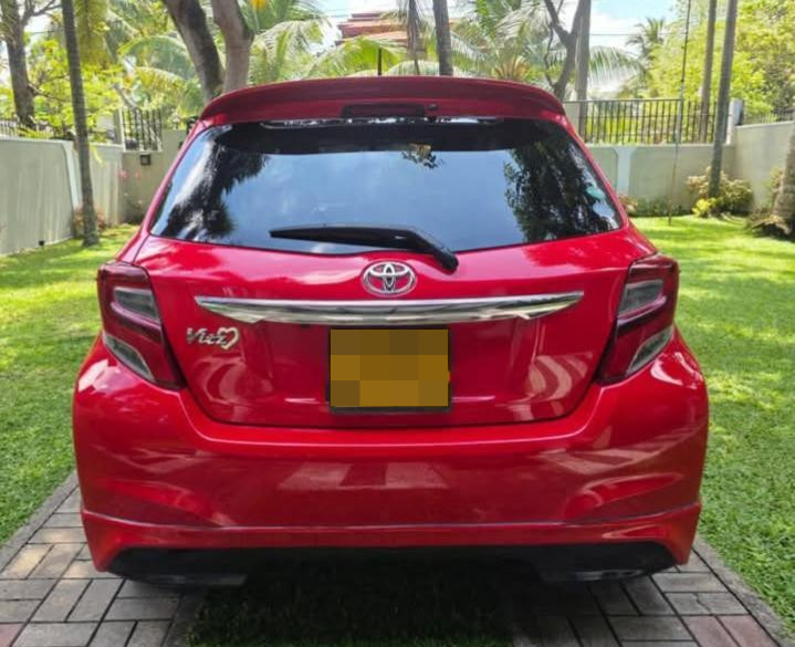 Toyota Vitz 2015 - Used Car sale in Sri Lanka - patpat.lk