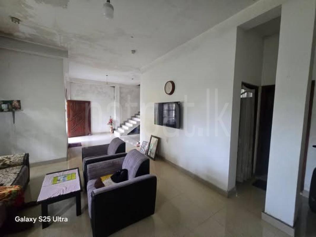 House for Sale in Kadawatha ads-image-1