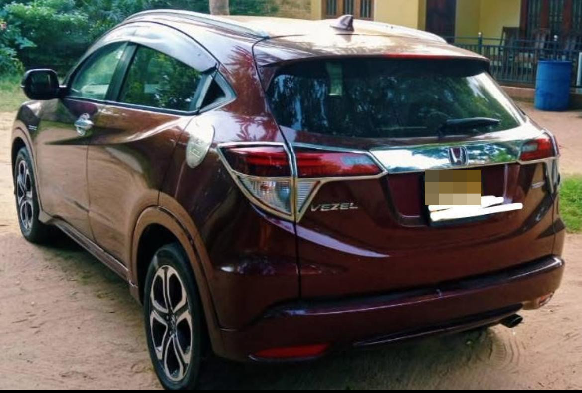Honda Vezel 2015 - பயன்படுத்தப்பட்டது SUV sale in Sri Lanka - patpat.lk