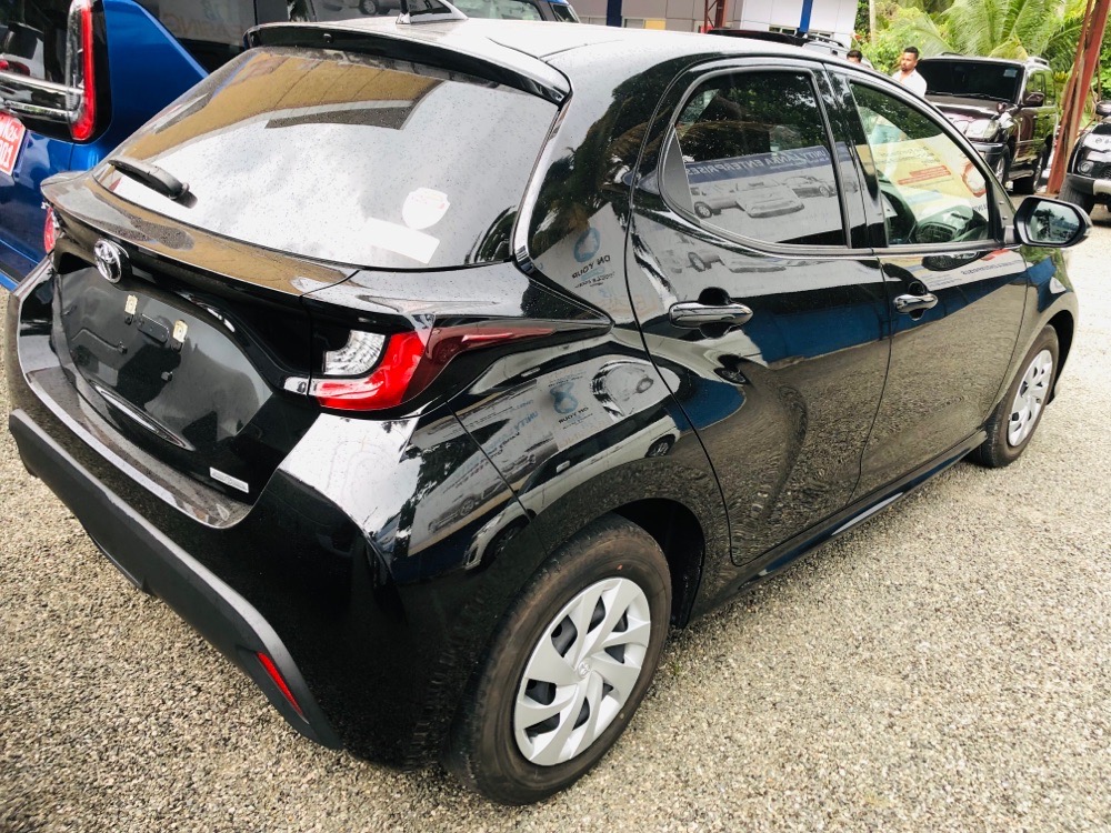 Toyota Yaris 2023 - Reconditioned Car sale in Sri Lanka - patpat.lk