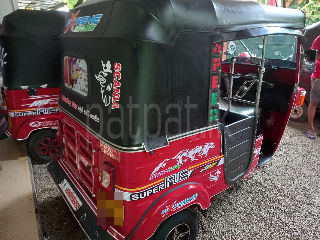 Bajaj 4 stroke 2010 - பயன்படுத்தப்பட்டது முச்சக்கர வண்டி sale in Sri Lanka - patpat.lk
