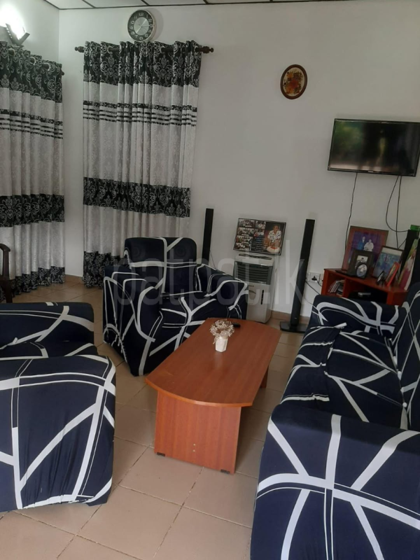 House for Sale in Kadirana