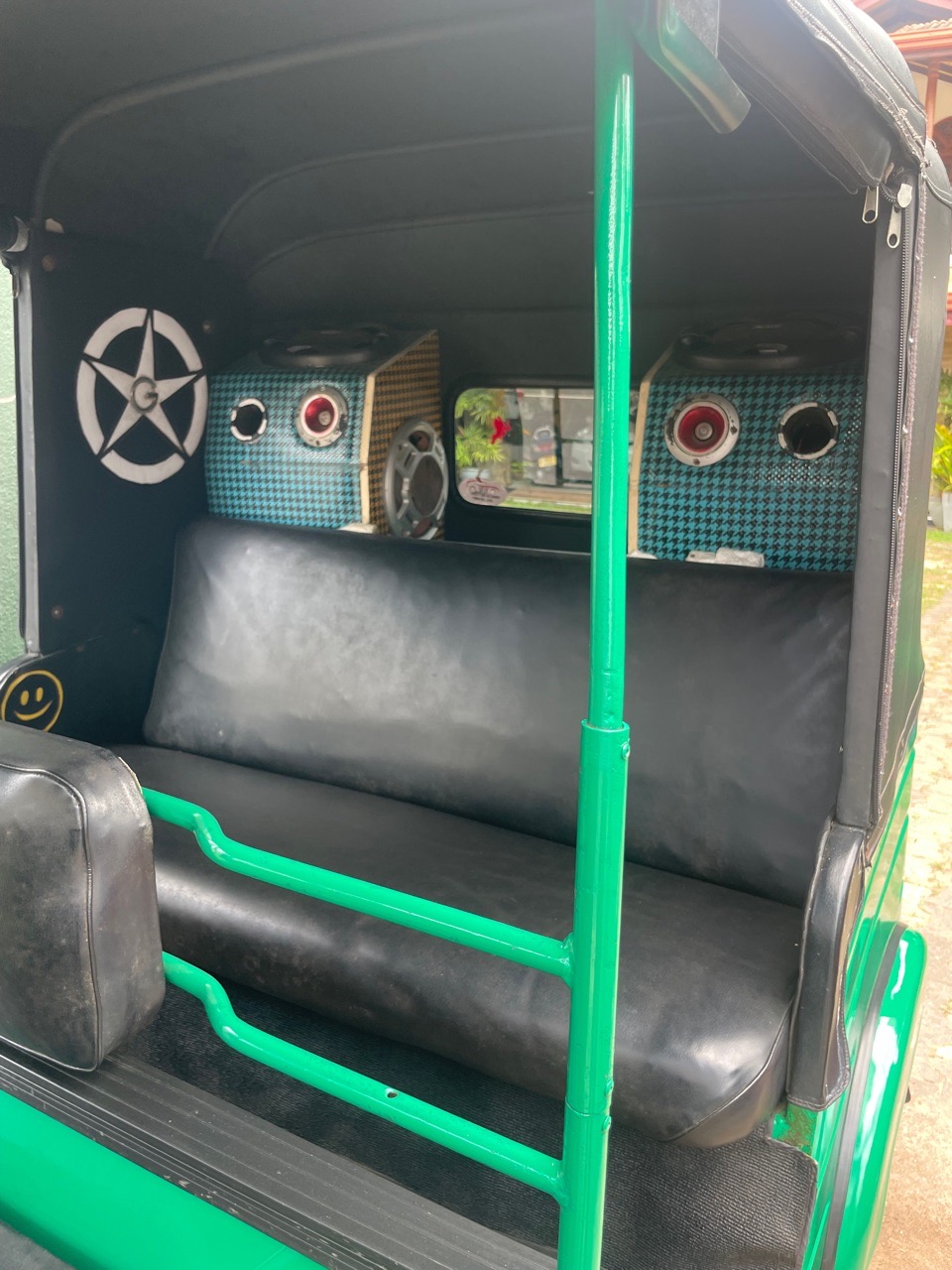 Bajaj Three Wheel 2004 - භාවිතා කරන ලද ත්‍රිරෝද රථය sale in Sri Lanka - patpat.lk