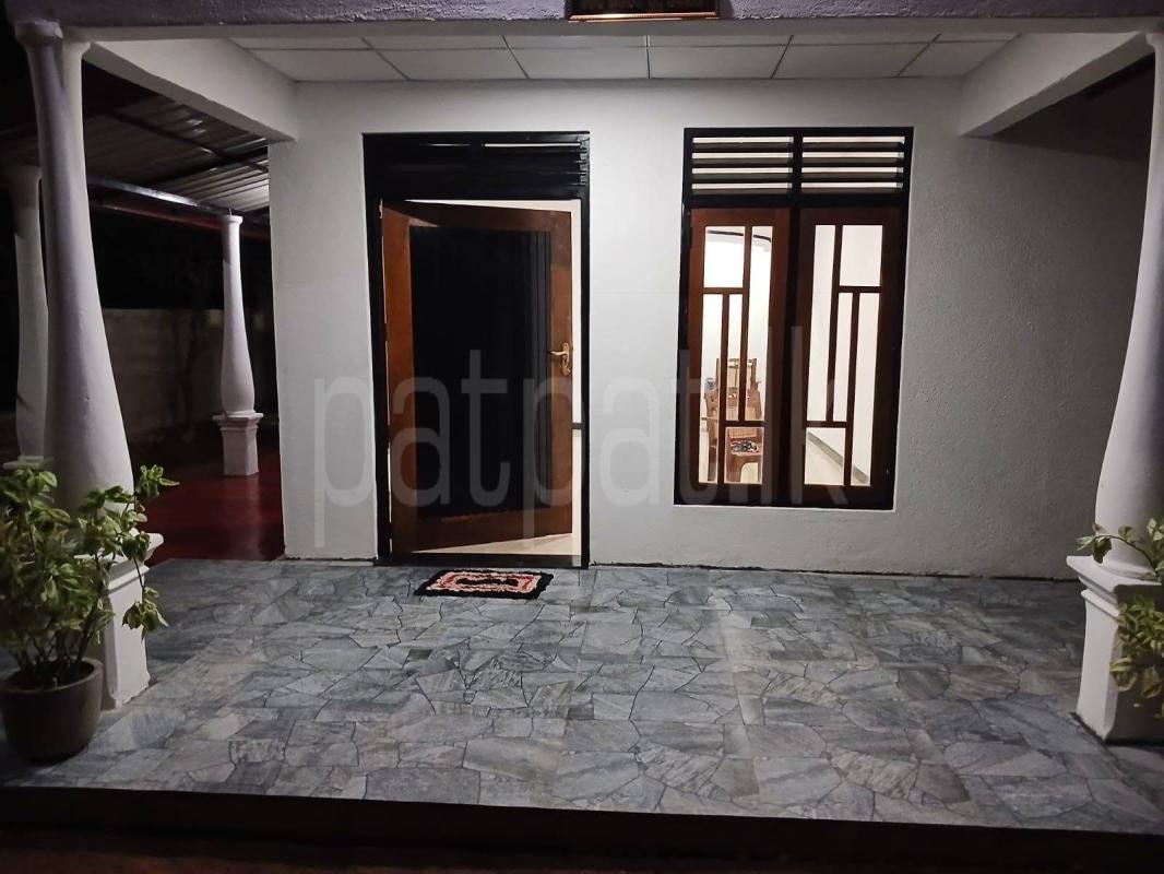 House for Sale in Kirindiwela