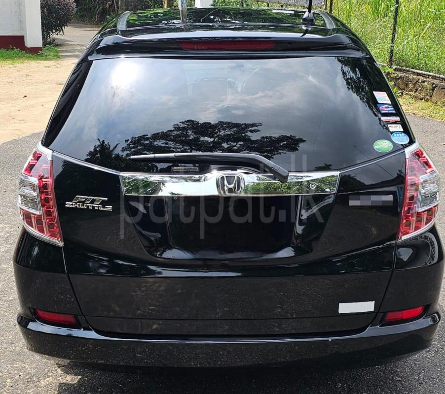 Advertisement image 3