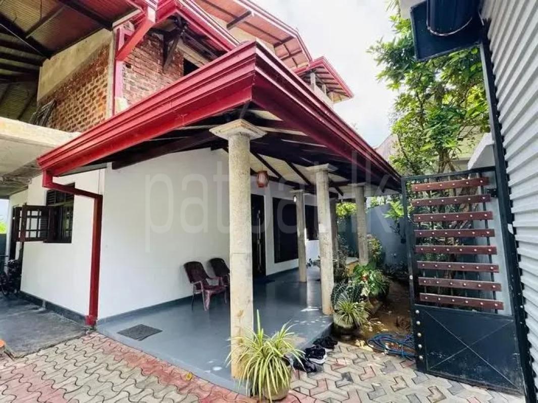 House for Sale in Karapitiya ads-image-1