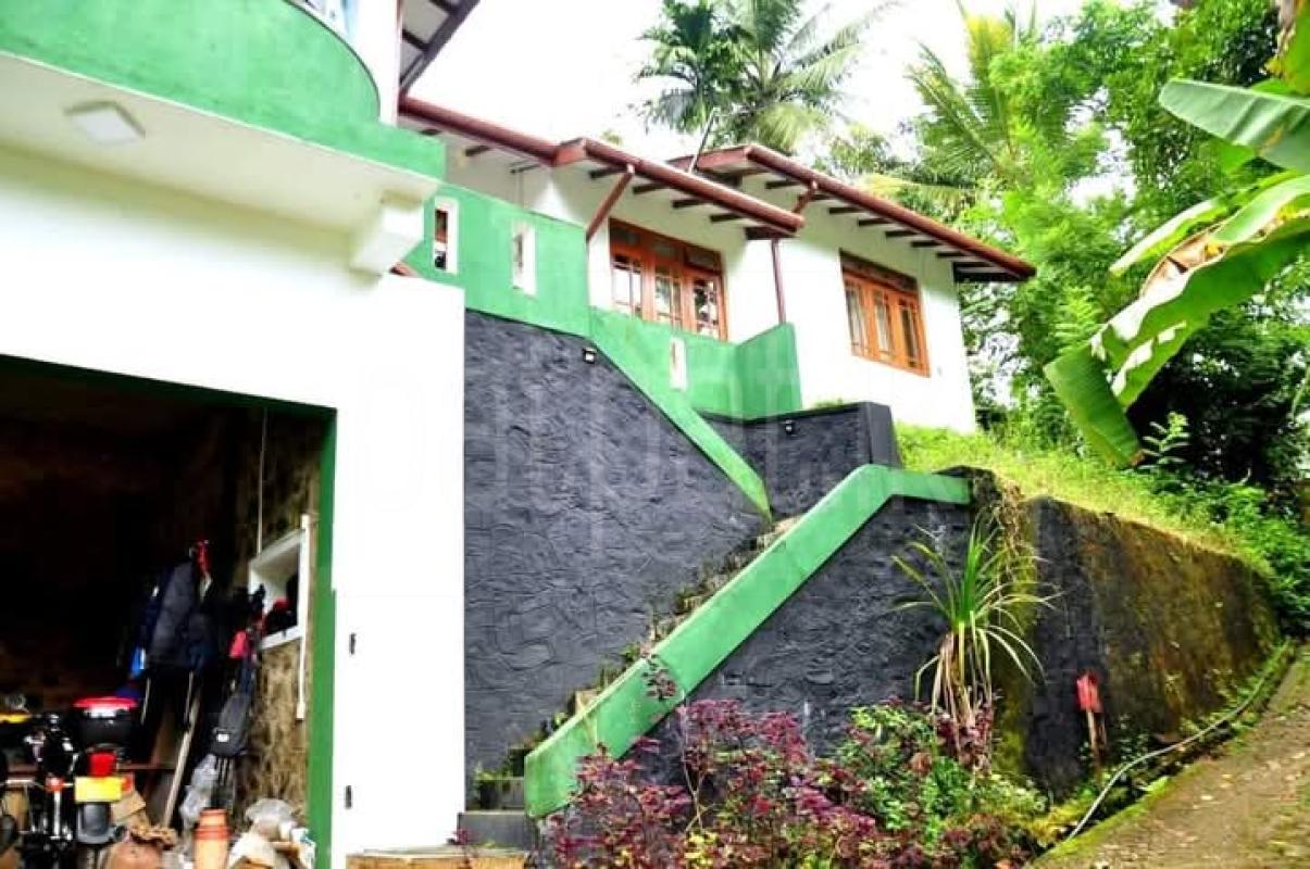 House for Sale in Gampola ads-image-1