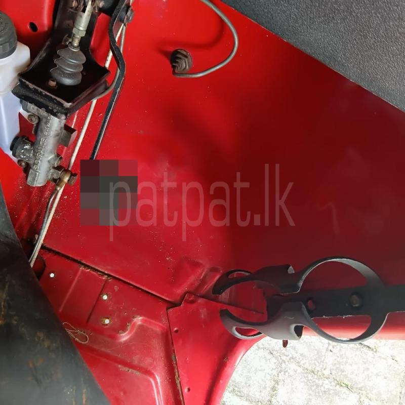 Advertisement image 4