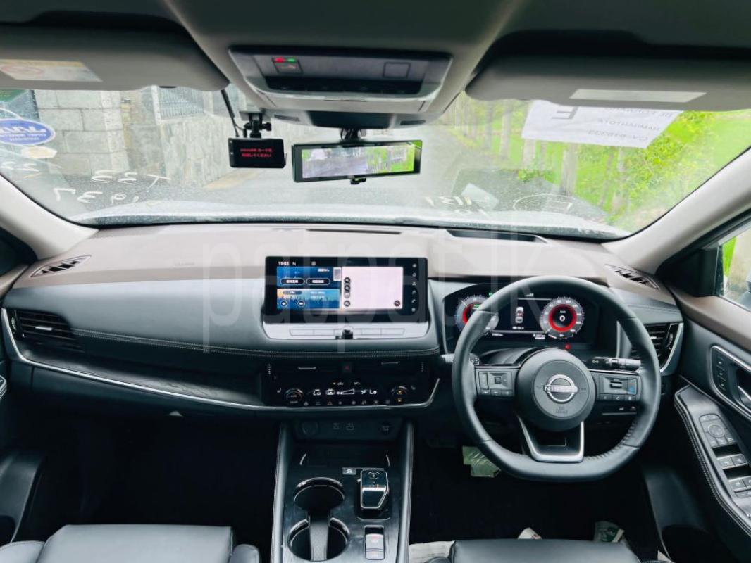 Advertisement image 6