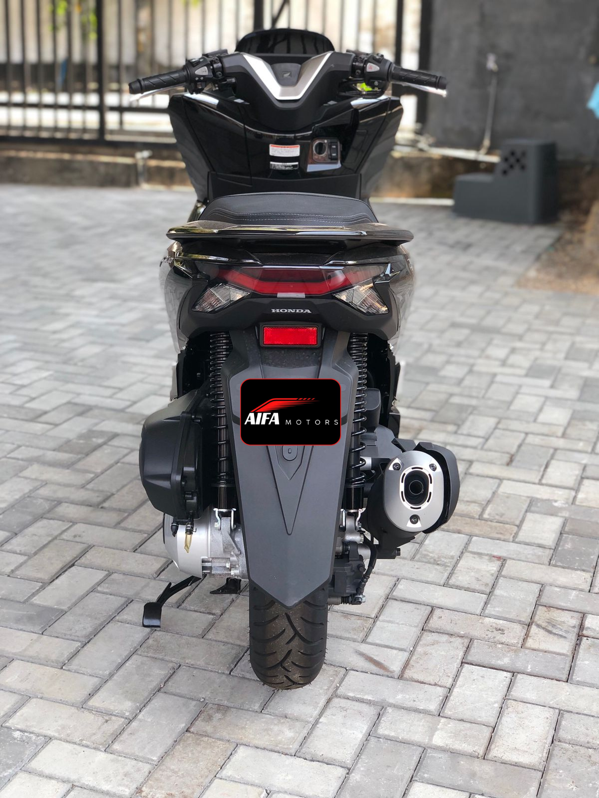 Honda PCX 2025 - Brand New Bike sale in Sri Lanka - patpat.lk