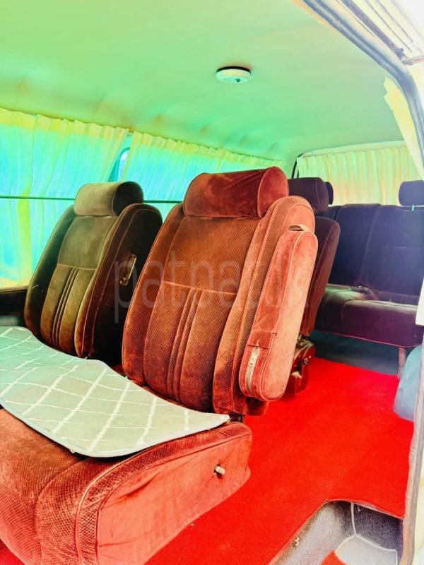 Nissan Caravan 1992 - பயன்படுத்தப்பட்டது வேன் sale in Sri Lanka - patpat.lk