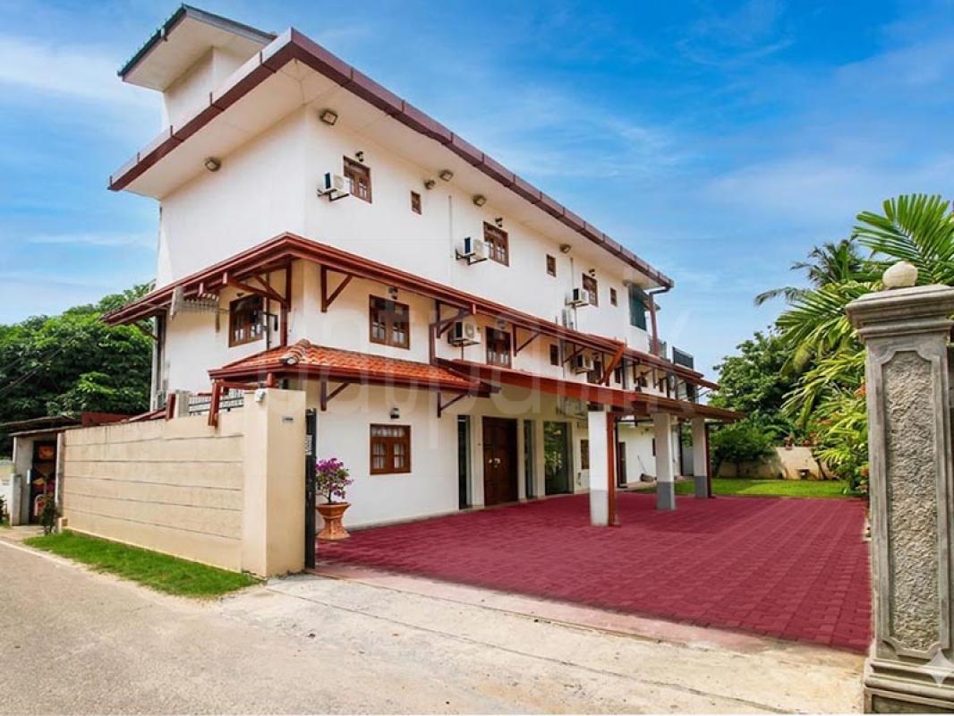 Hotel for Sale in Negombo ads-image-1