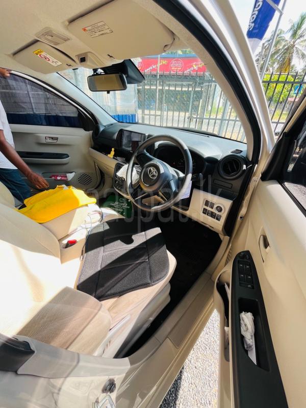 Advertisement image 6