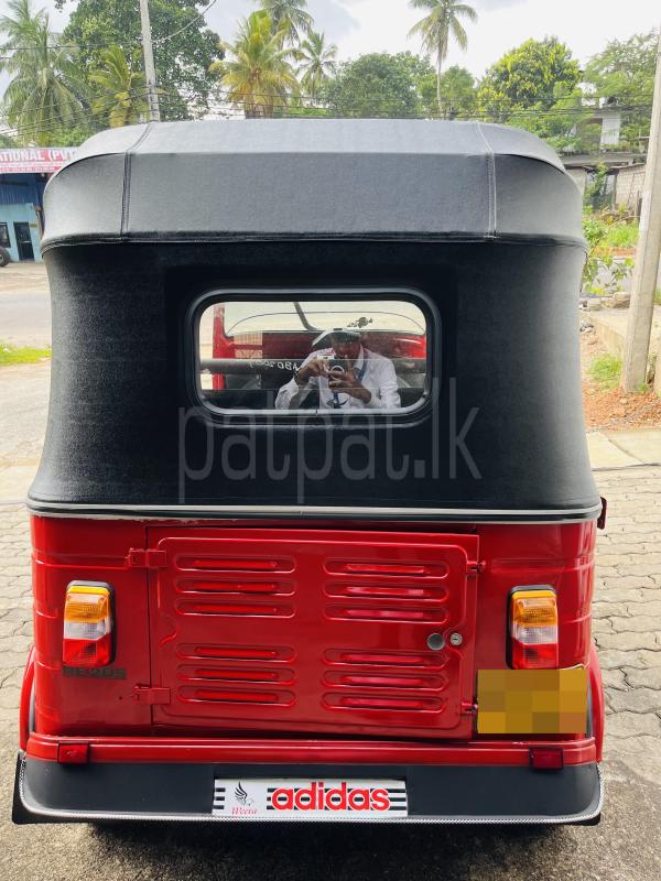 Bajaj 4 stroke 2012 - மறுசீரமைக்கப்பட்டது முச்சக்கர வண்டி sale in Sri Lanka - patpat.lk