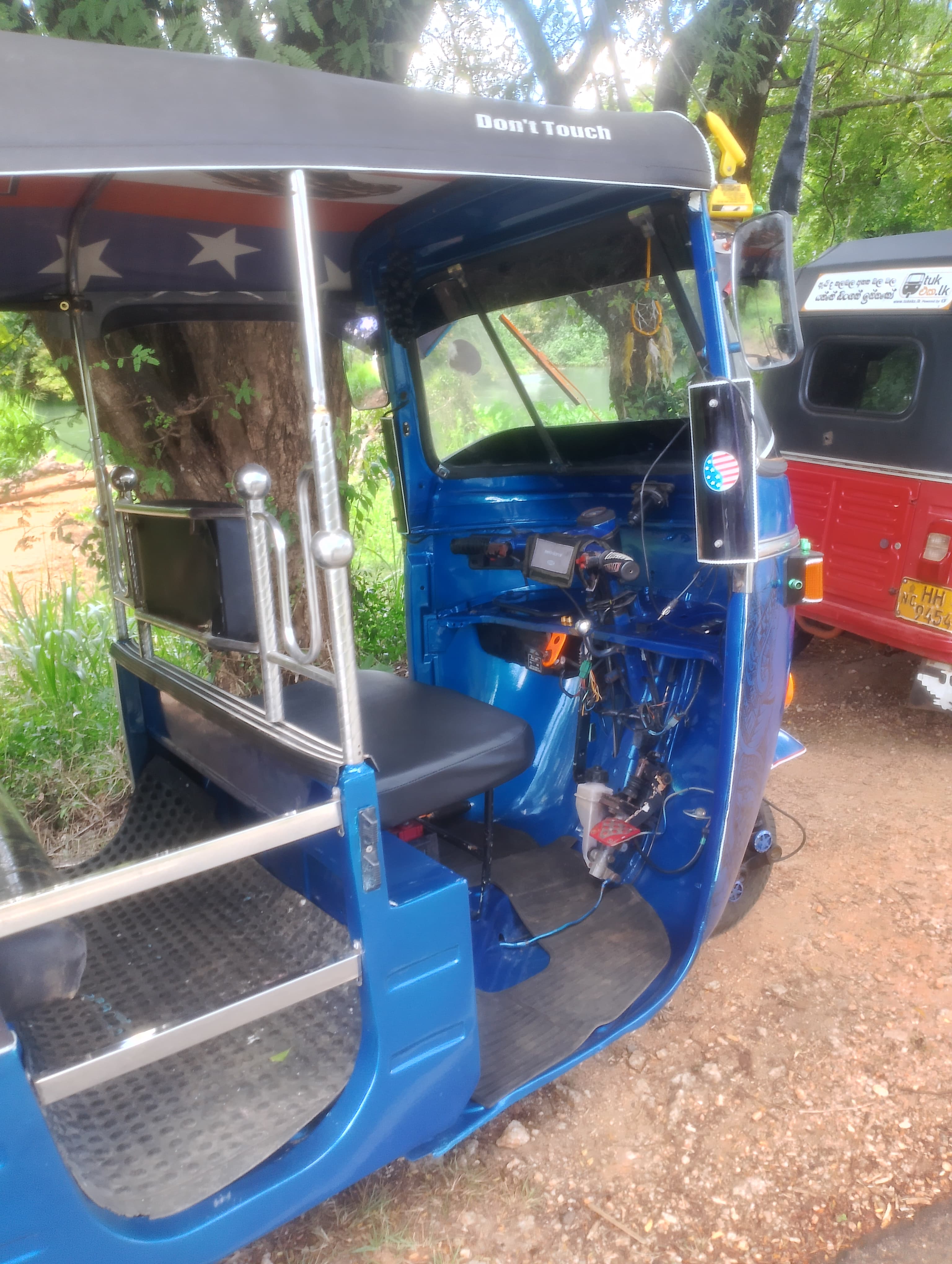 Bajaj Three Wheel 2006 - Used Three wheeler sale in Sri Lanka - patpat.lk