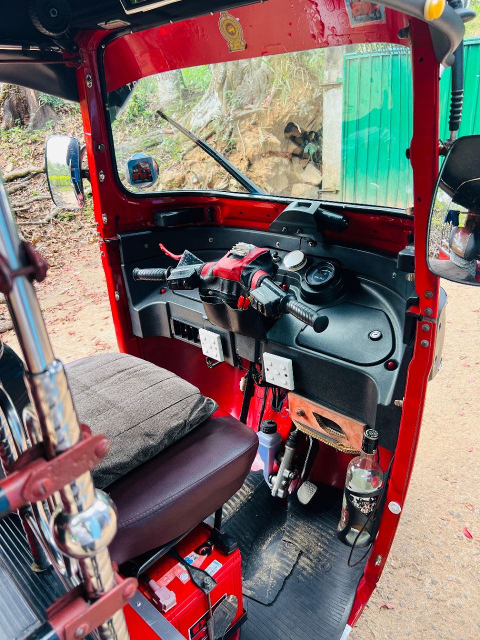 Bajaj Three Wheel 2015 - Used Three wheeler sale in Sri Lanka - patpat.lk