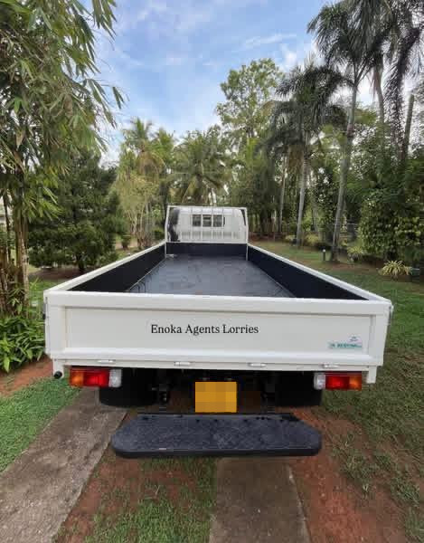 Toyota Dyna 2009 - பயன்படுத்தப்பட்டது டிரக் sale in Sri Lanka - patpat.lk
