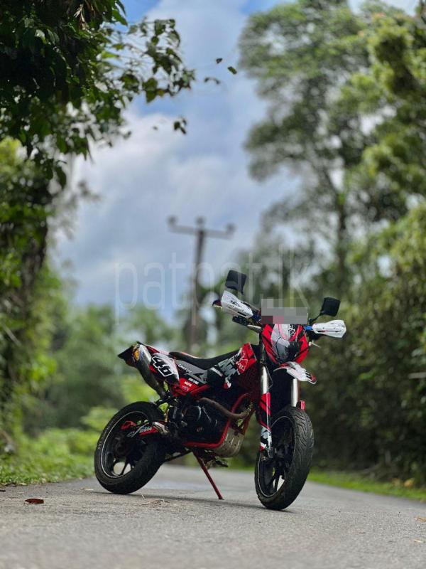 Advertisement image 1