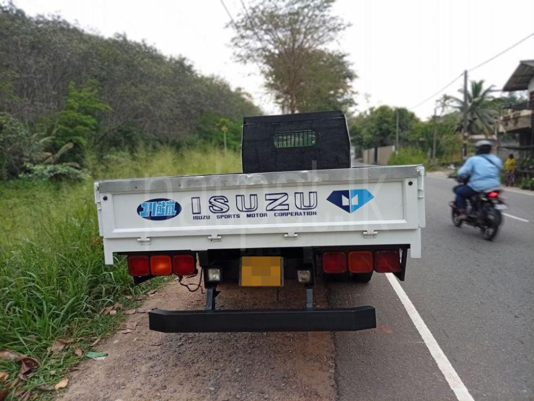 Advertisement image 4