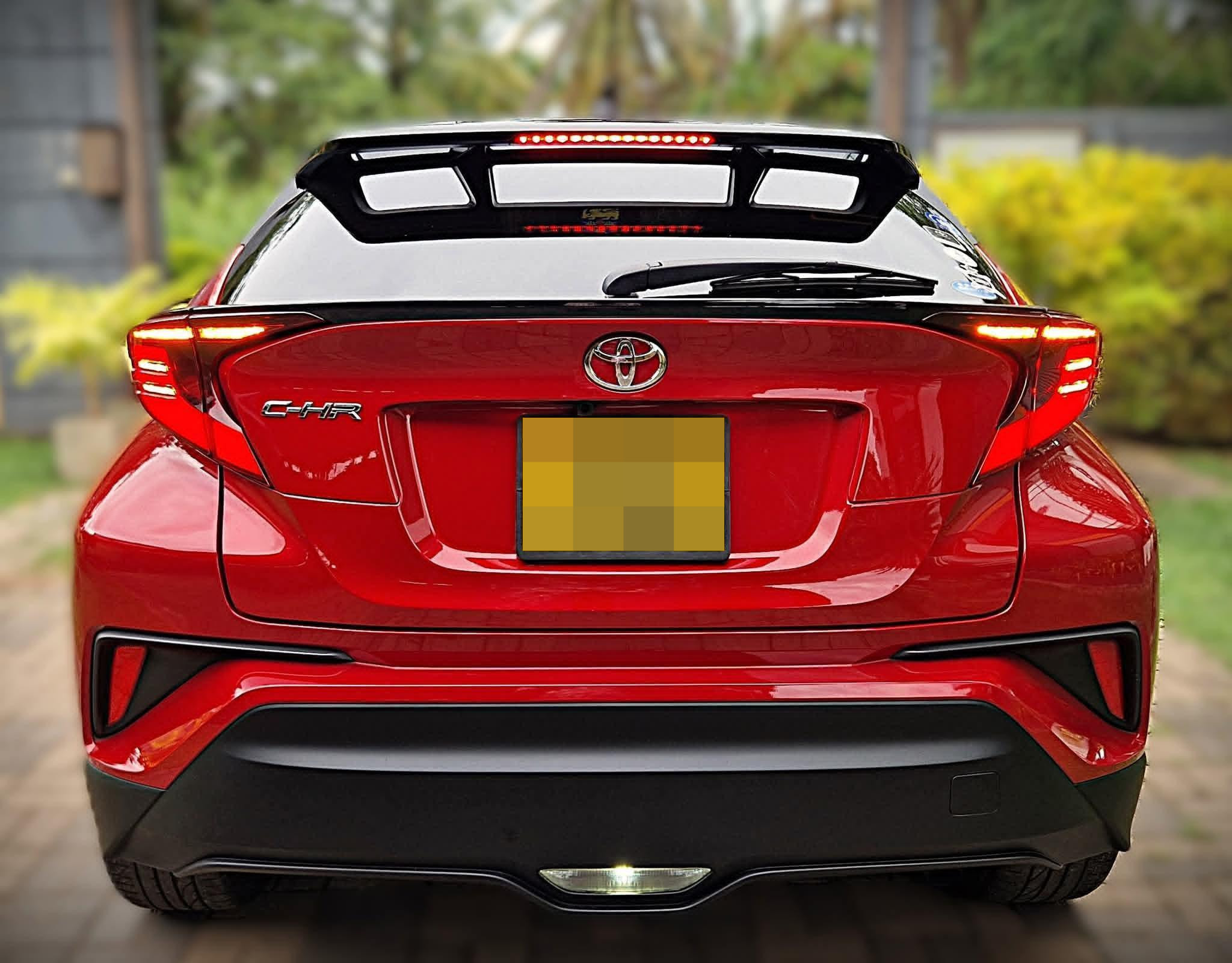 Toyota CHR 2019 - பயன்படுத்தப்பட்டது SUV sale in Sri Lanka - patpat.lk