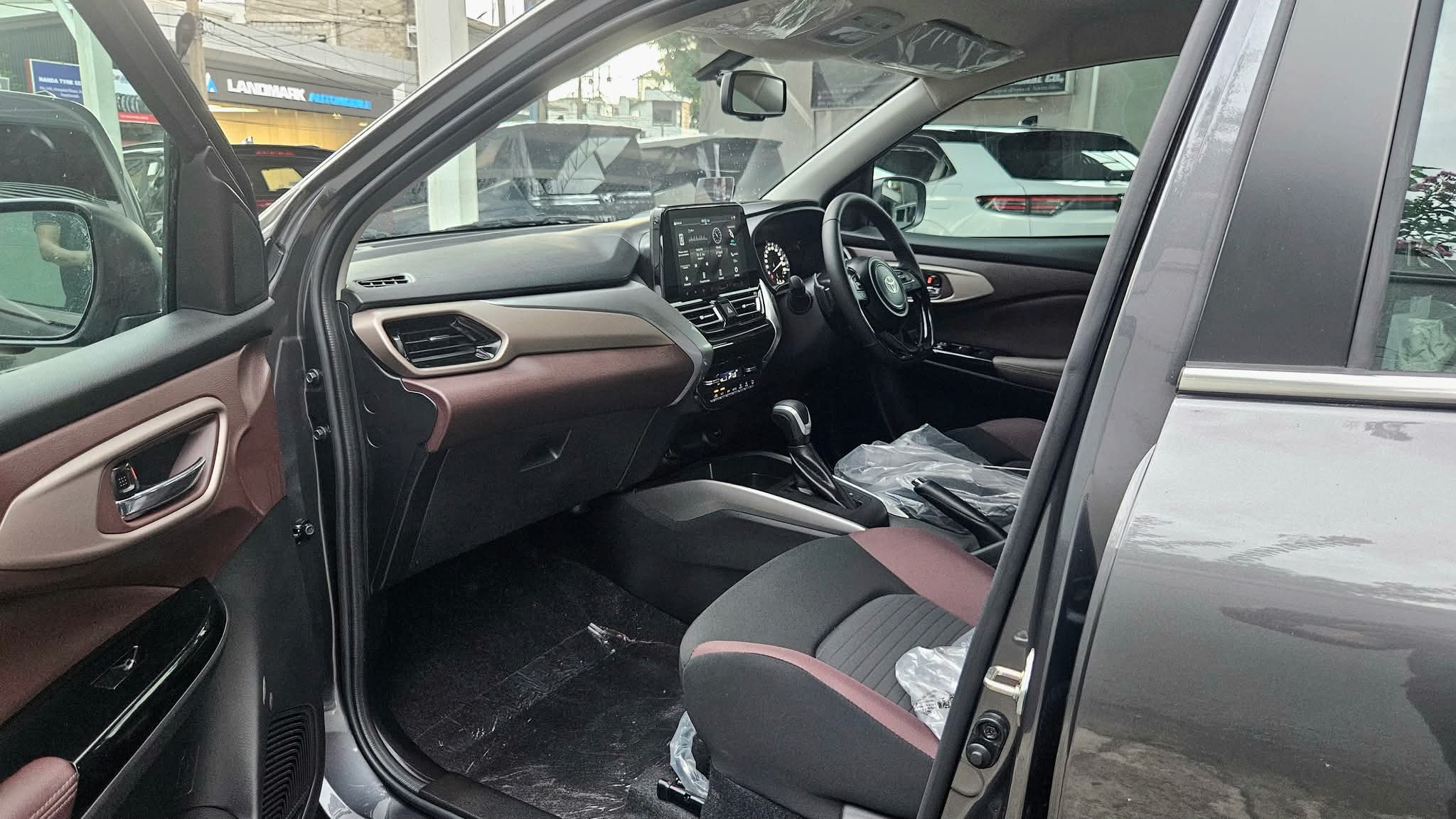 Toyota Raize 2023 - மறுசீரமைக்கப்பட்டது SUV sale in Sri Lanka - patpat.lk