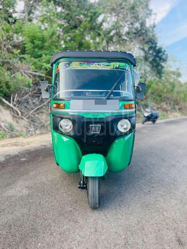 Bajaj Three Wheel 2016 - பயன்படுத்தப்பட்டது முச்சக்கர வண்டி sale in Sri Lanka - patpat.lk