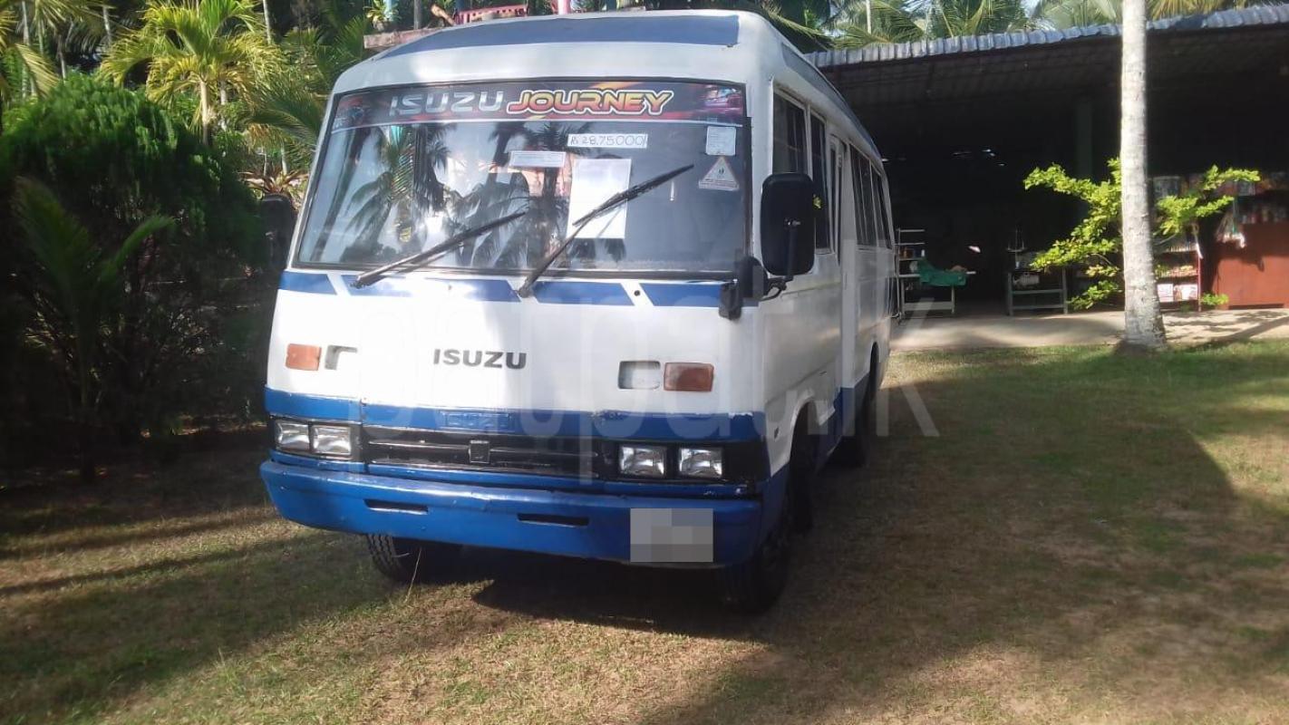 Isuzu Journey 1984 - Used Bus sale in Sri Lanka - patpat.lk