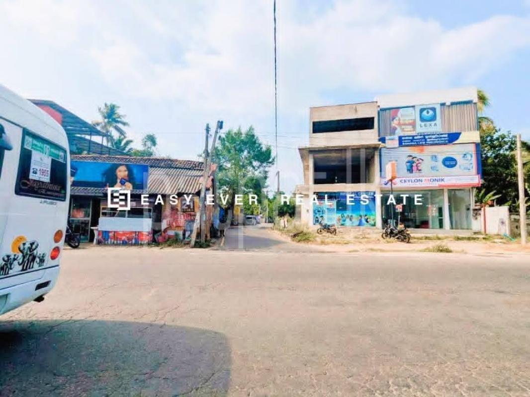 Residential Land for Sale in Nittambuwa