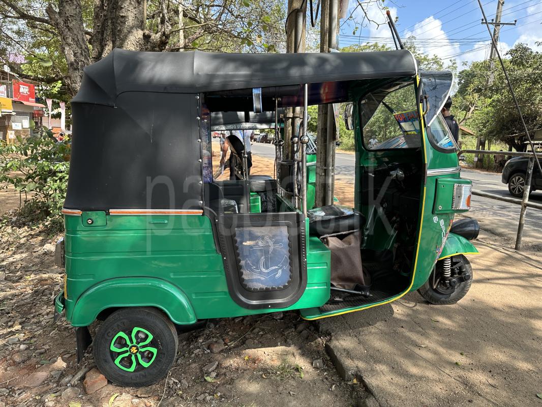 Bajaj Three Wheel 2012 - Used Three wheeler sale in Sri Lanka - patpat.lk