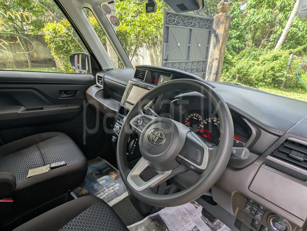 Toyota Roomy 2024 - නැවත සකස් කල වෑන් රථය sale in Sri Lanka - patpat.lk