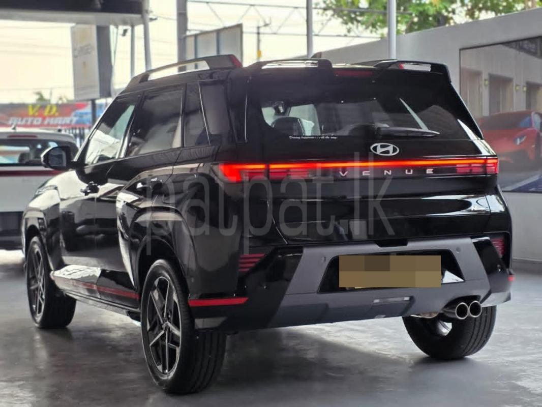 Hyundai Venue 2026 - අලුත් SUV රථය sale in Sri Lanka - patpat.lk
