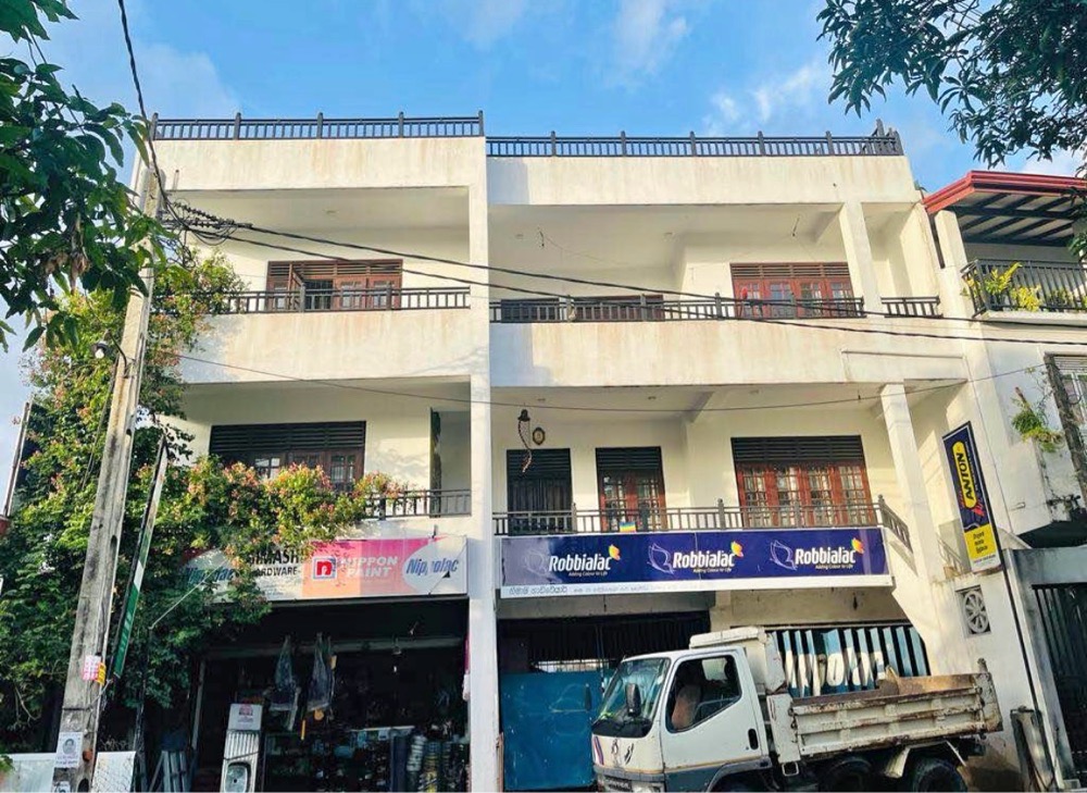 Building for Sale in Kiribathgoda