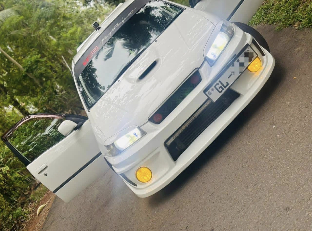 Toyota Starlet 1991 - பயன்படுத்தப்பட்டது கார் sale in Sri Lanka - patpat.lk