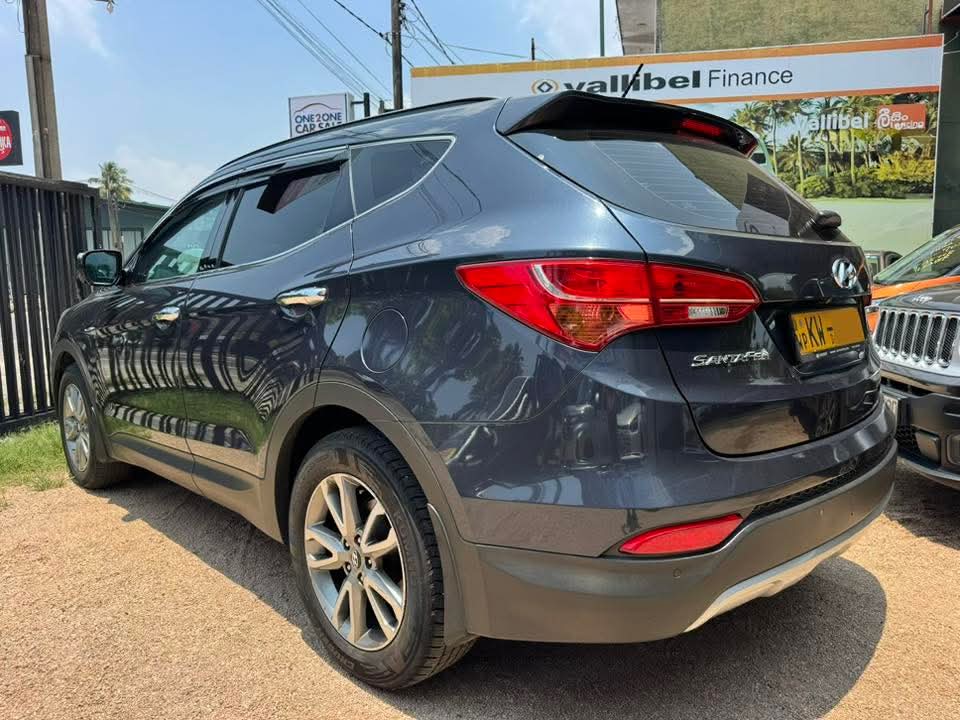 Hyundai Santa Fe 2013 - Used SUV sale in Sri Lanka - patpat.lk