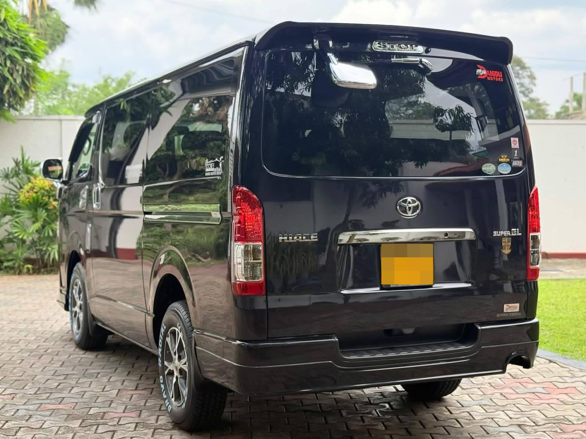 Toyota Super GL 2015 - Used Van sale in Sri Lanka - patpat.lk