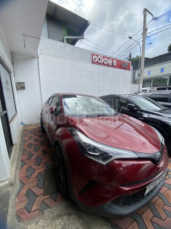 Toyota CHR 2017 - பயன்படுத்தப்பட்டது SUV sale in Sri Lanka - patpat.lk