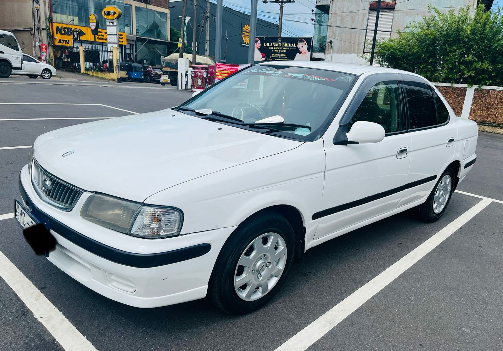 Nissan Sunny 2000 - Used Car sale in Sri Lanka - patpat.lk