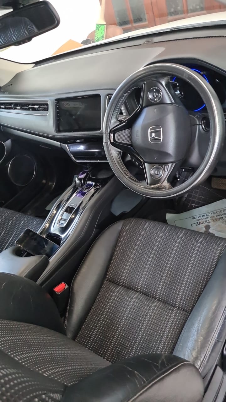 Honda Vezel 2014 - Used SUV sale in Sri Lanka - patpat.lk