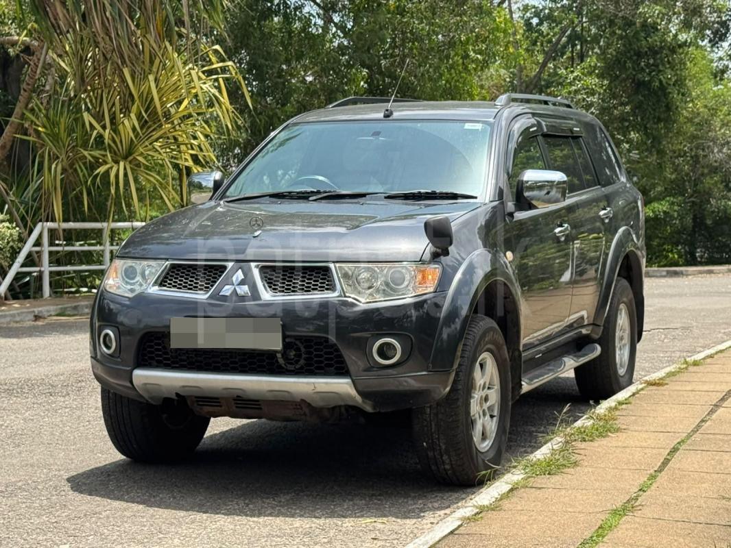 Mitsubishi Montero 2012 - Used SUV sale in Sri Lanka - patpat.lk