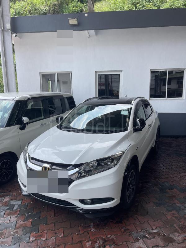 Honda Vezel 2015 - பயன்படுத்தப்பட்டது SUV sale in Sri Lanka - patpat.lk